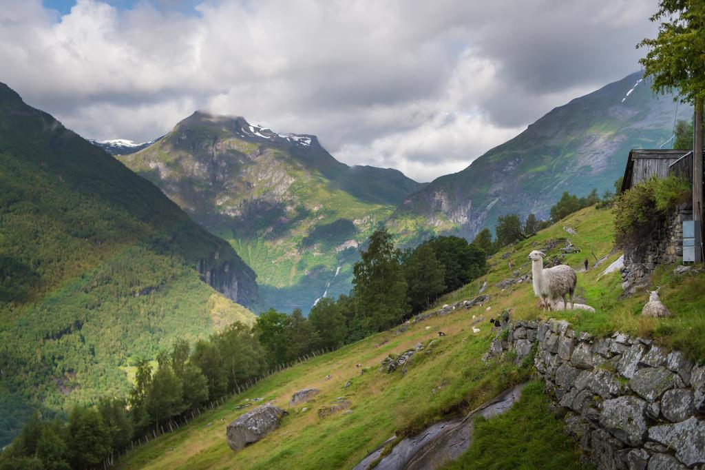 Westeras Gard Geiranger Exterior foto